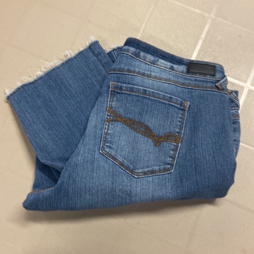 Natural Reflections Crop Jeans